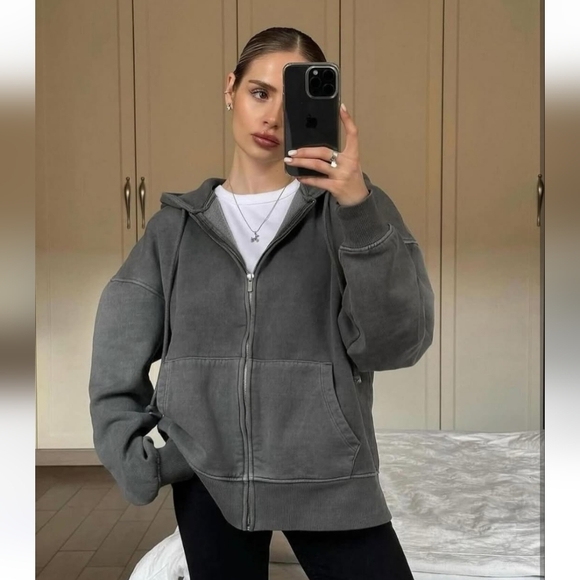 Zara Gray Oversized Hoodie - Picture 3 of 5